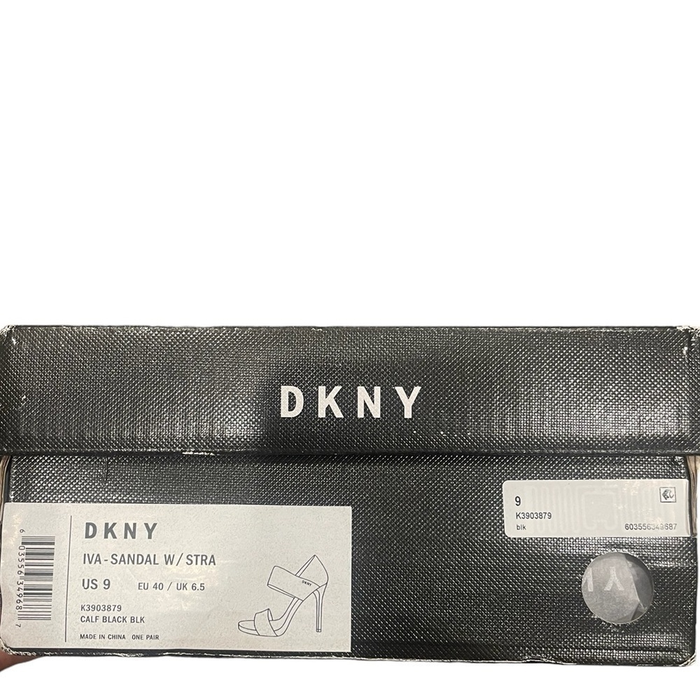 DKNY Iva Sandals in Black - New with Box - Picture 6 of 6
